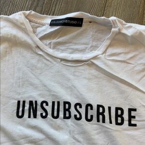 Lulu Simon Studio White distressed Graphic T-Shirt with 'UNSUBSCRIBE' Print L